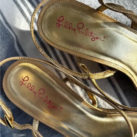 Lilly Pulitzer NEW Gold Metallic T-Strap Sandals 10M - Picture 3 of 10